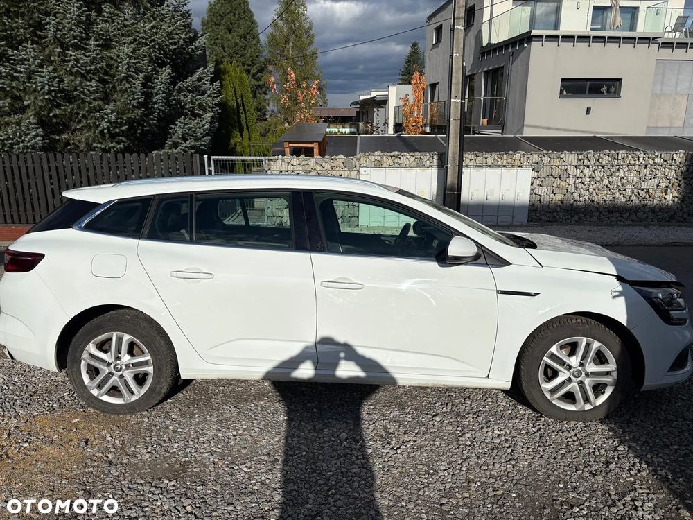 Renault Megane 1.5 Blue dCi Intens - 13