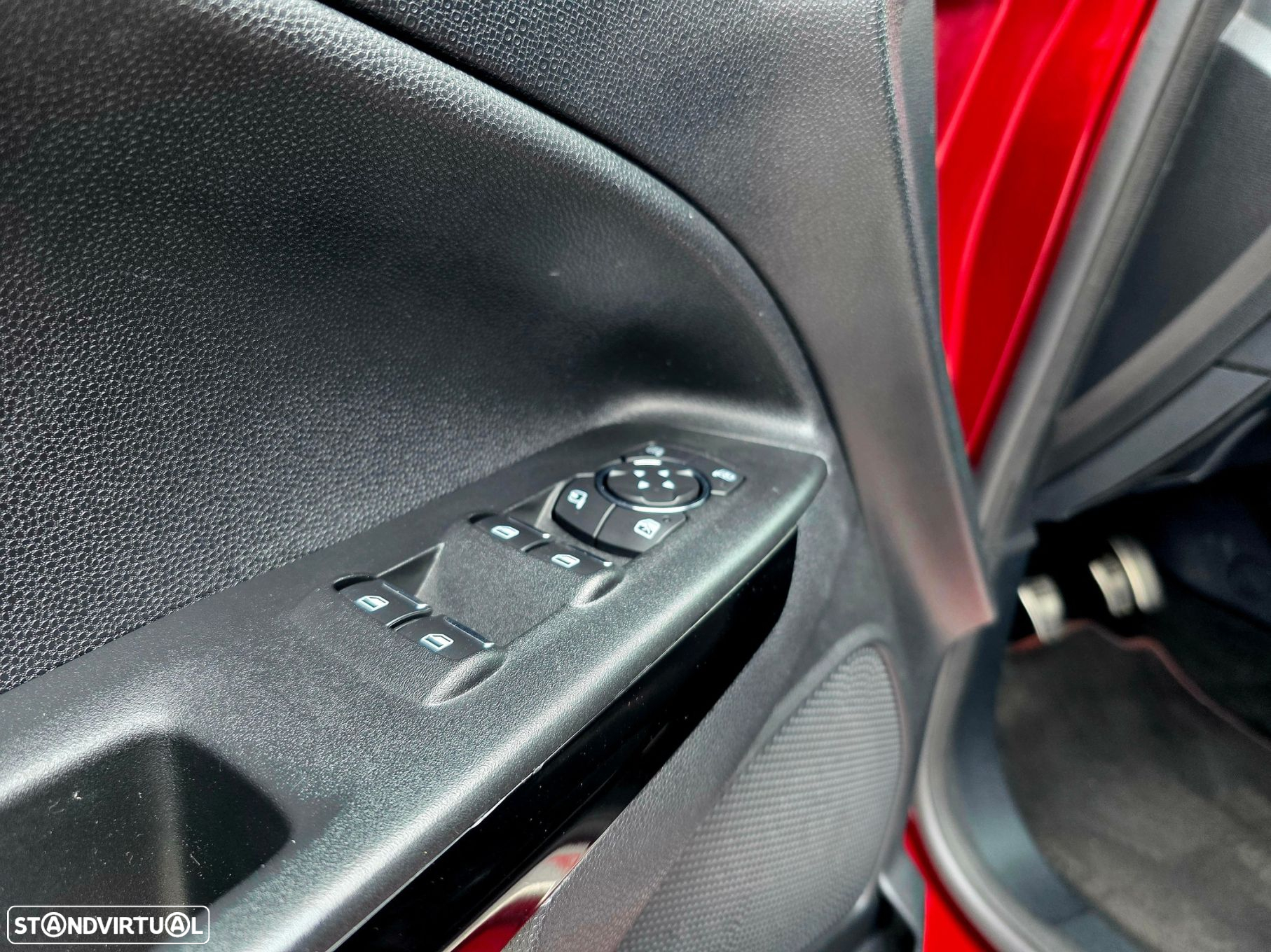 Ford EcoSport 1.0 EcoBoost ST-Line Black Edition - 12