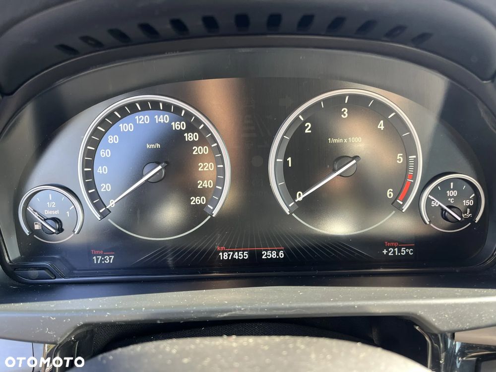 BMW X5 xDrive30d - 9