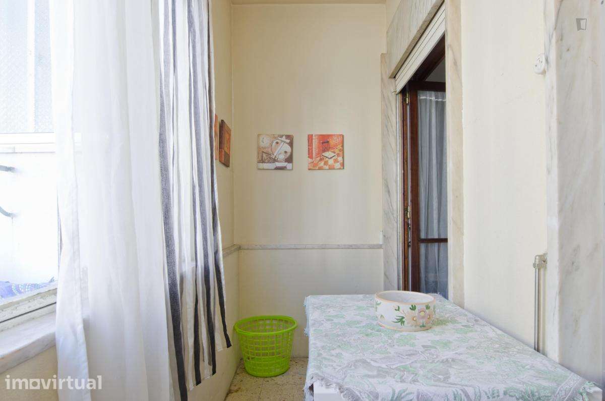 Quarto - localizado em São Bento Lisbon - Grande imagem: 5/19