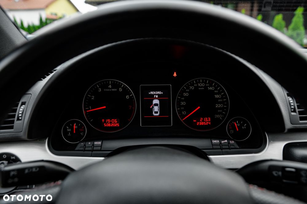 Audi A4 Avant 1.8T - 30