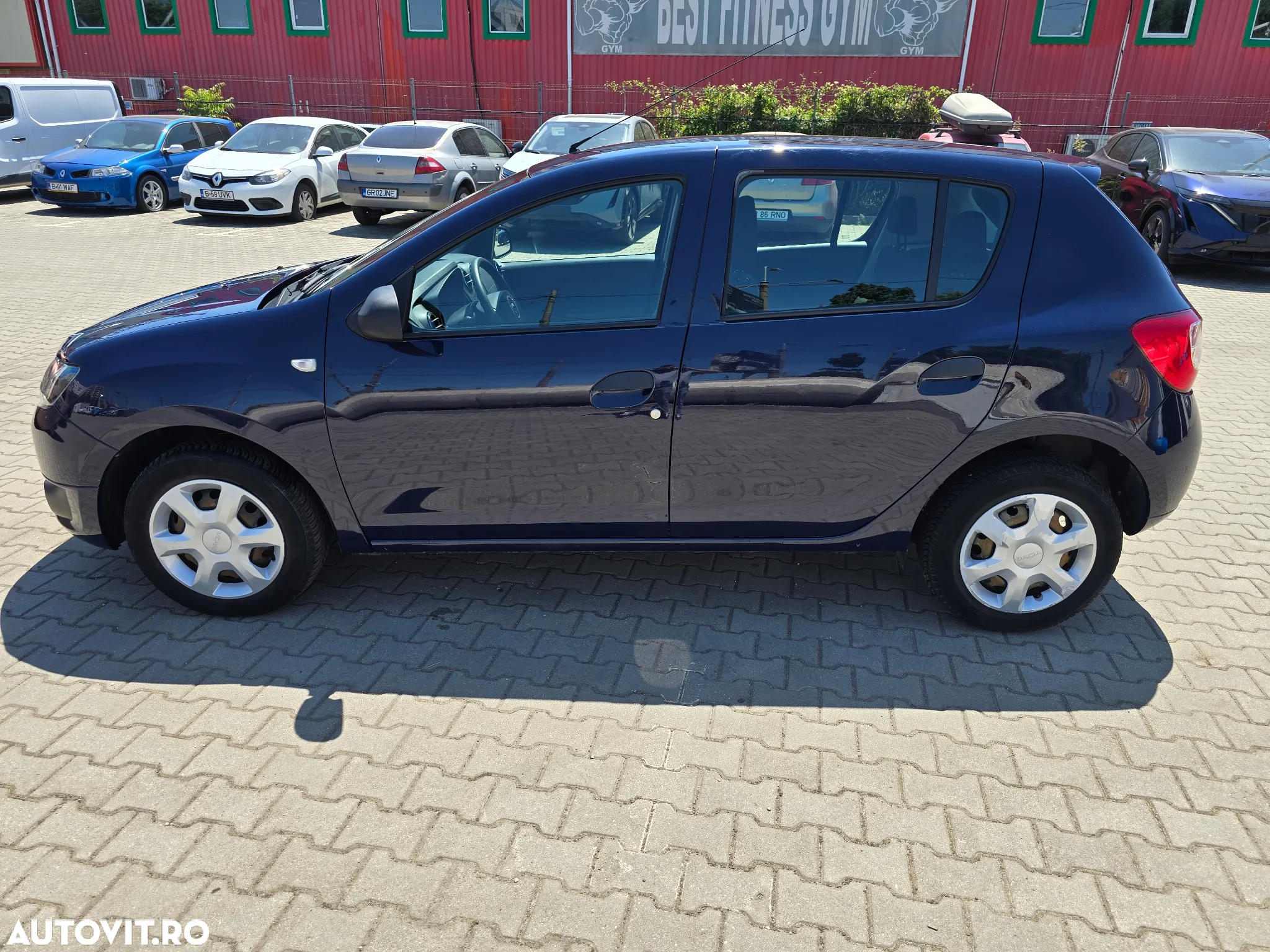 Dacia Sandero - 3
