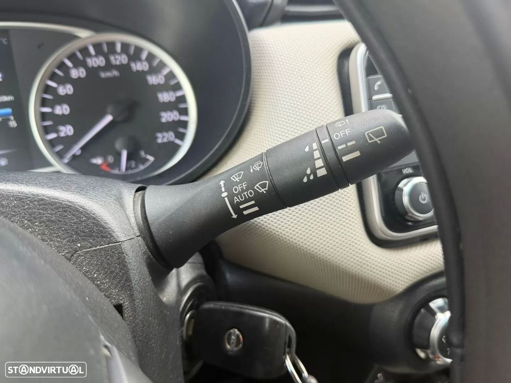 Nissan Micra 1.5 dCi N-Connecta S/S - 8