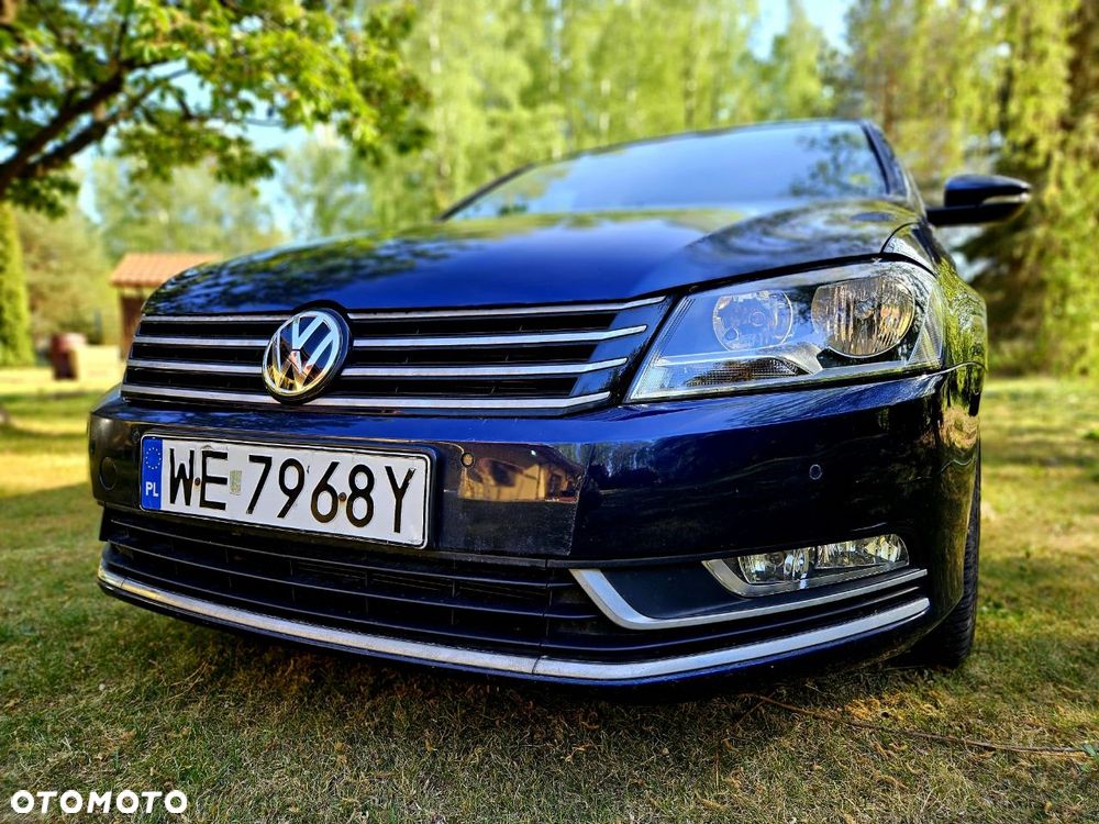 Volkswagen Passat 1.6 TDI DPF BlueMot Comfortline - 12