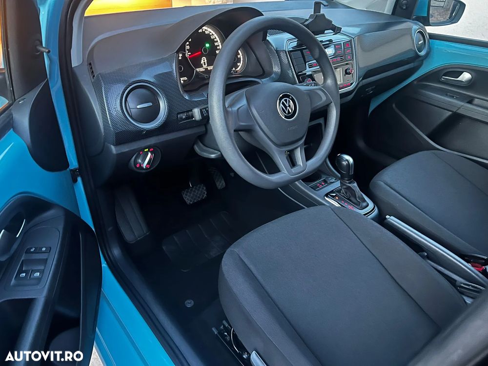 Volkswagen up! - 12