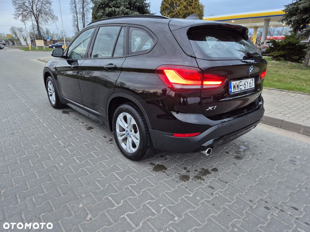 BMW X1 xDrive25e Advantage - 4