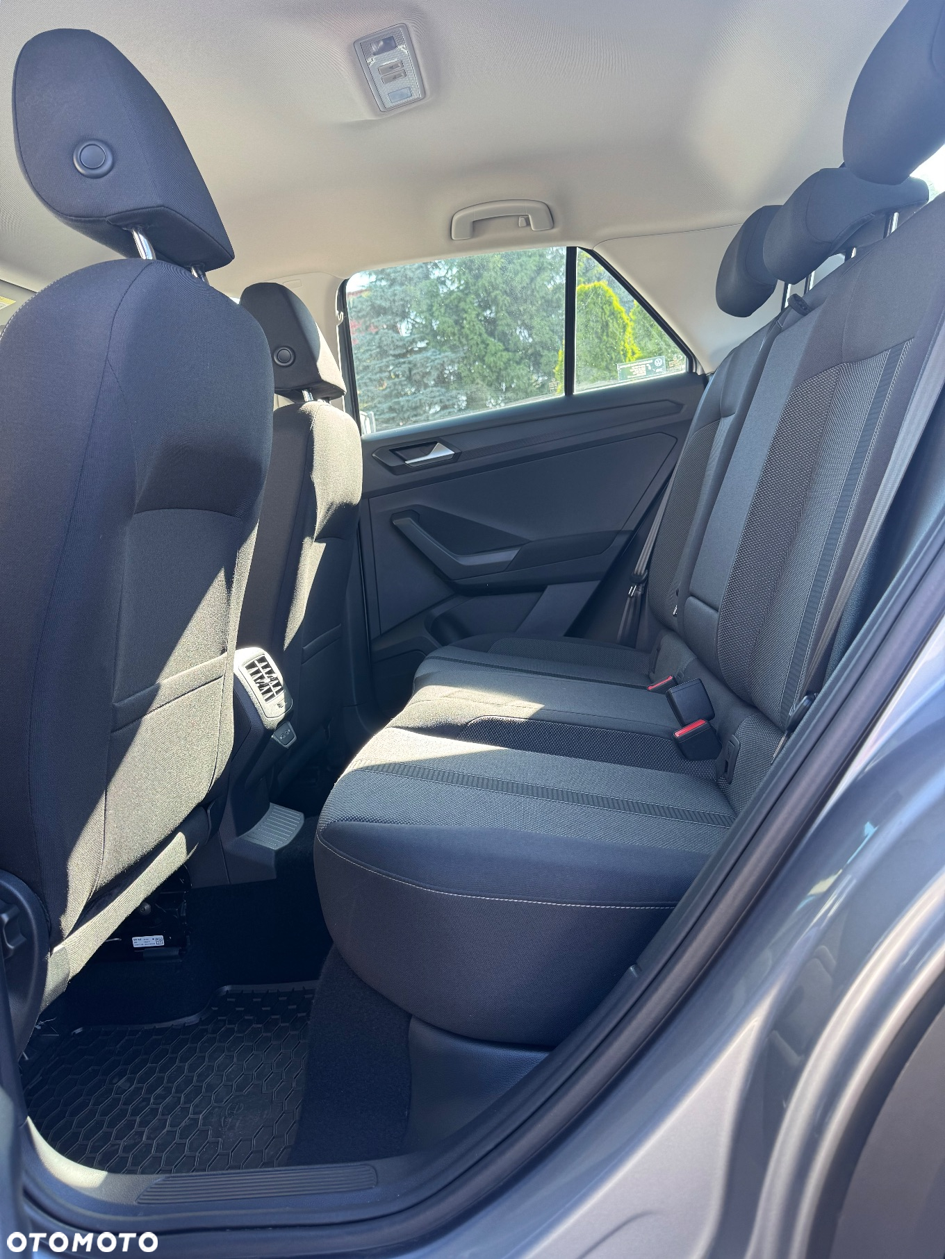 Volkswagen T-Roc 1.5 TSI Life DSG - 10