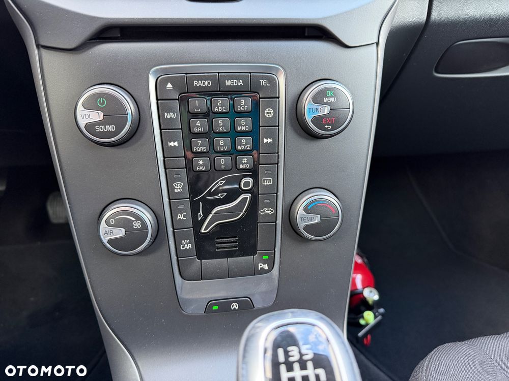 Volvo V40 D2 Drive-E Kinetic - 25
