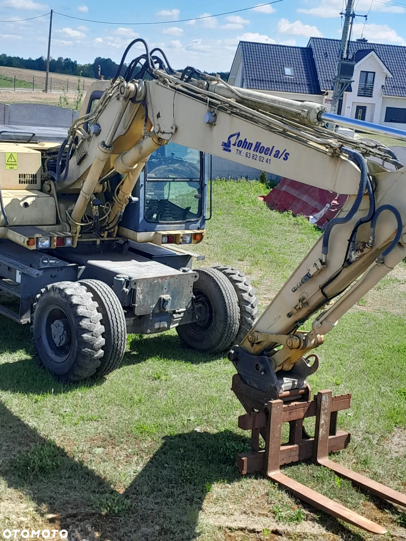 Komatsu PW130es - 3