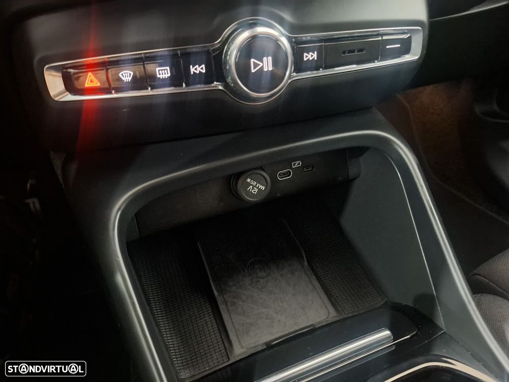 Volvo C40 Recharge 82 kWh Single M. Extended Range RWD Ultimate - 19