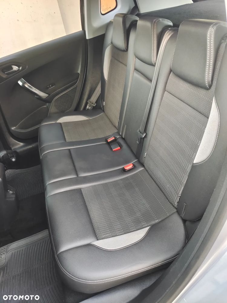 Peugeot 2008 PureTech 82 Allure - 26