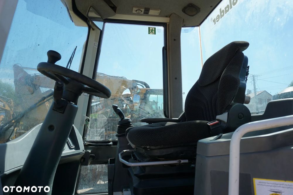 Liebherr L 507 - 8