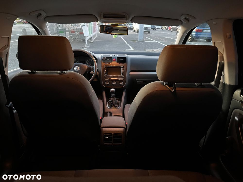 Volkswagen Golf V 1.6 FSI Comfortline - 11