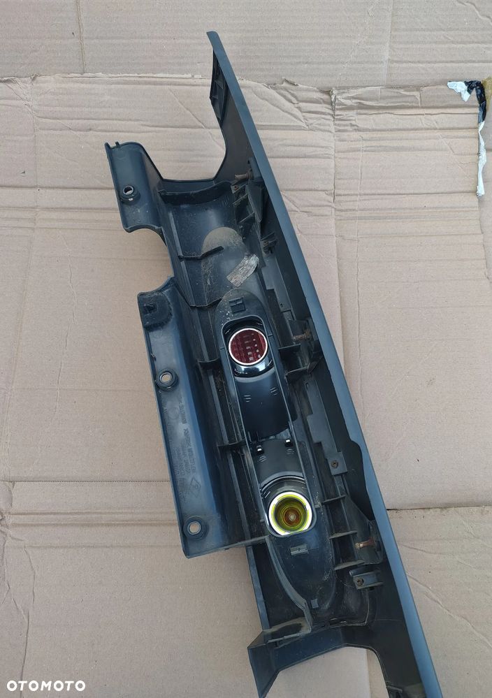 Lampa tył tylna Lewa drzwi Renault Trafic Vivaro Primastar 2001- - 3