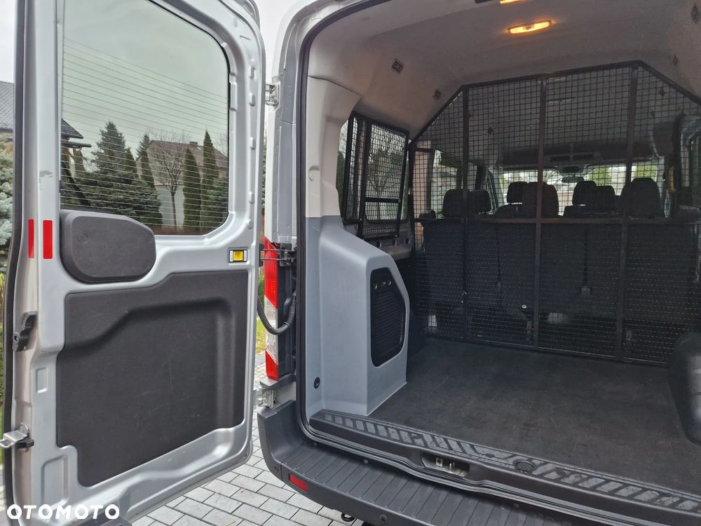 Ford Transit - 27