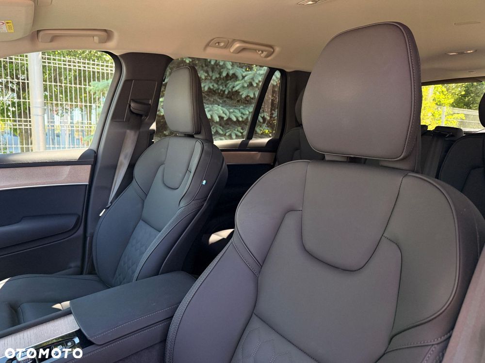 Volvo XC 90 - 26