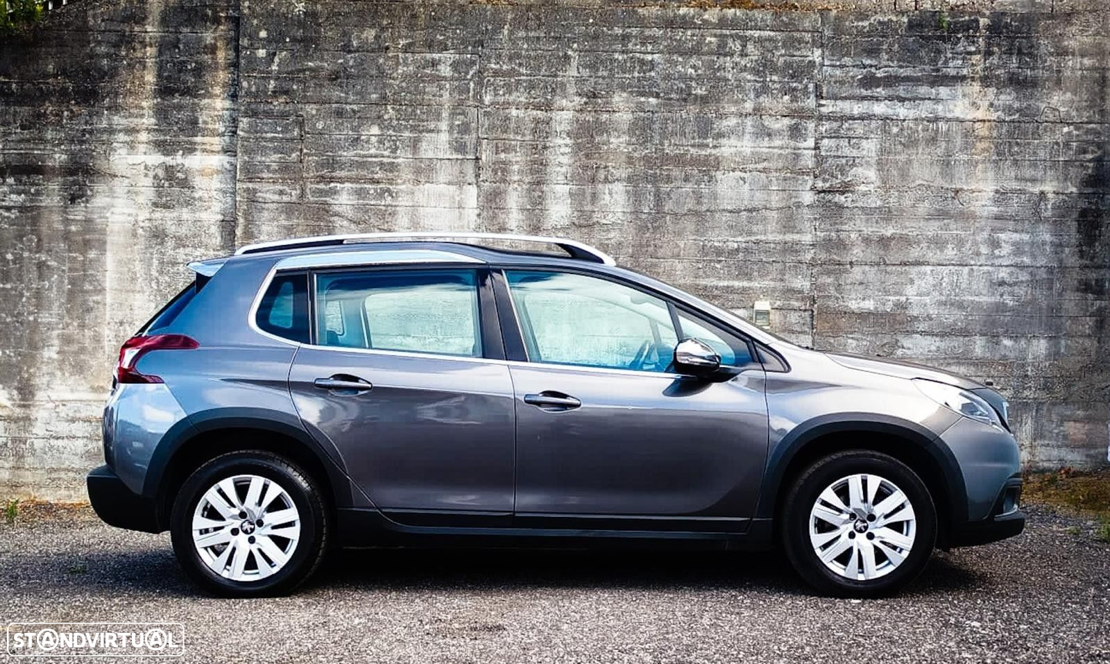 Peugeot 2008 1.2 PureTech Allure EAT6 - 18