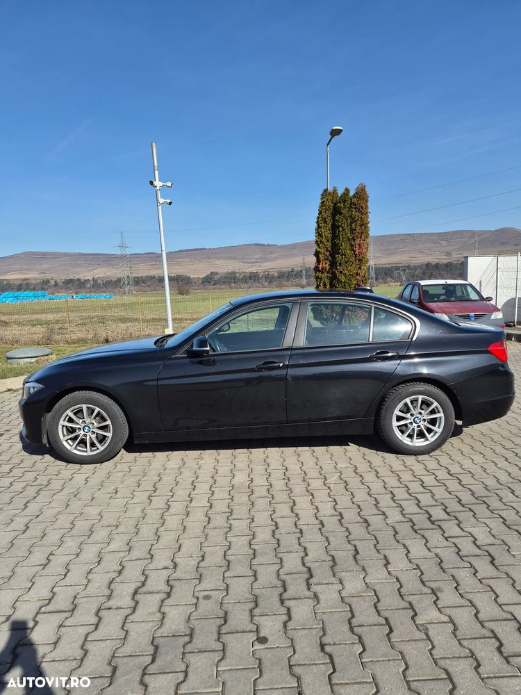 BMW Seria 3 316i Modern Line - 4