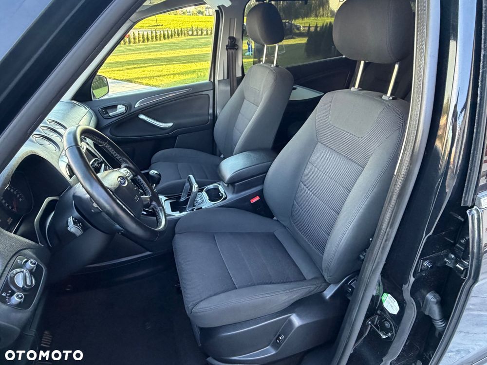 Ford S-Max - 14