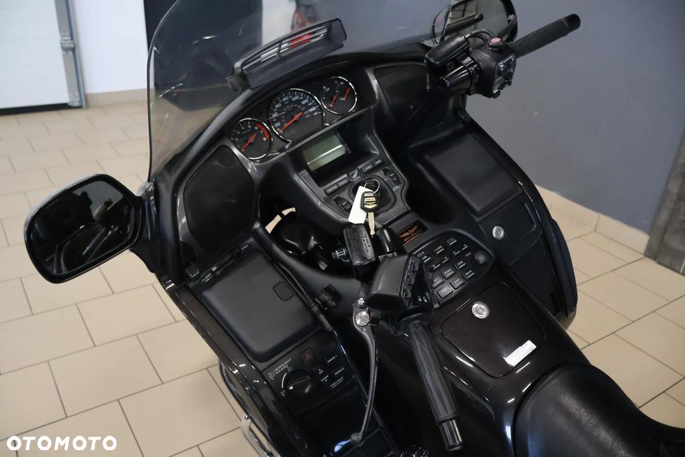 Honda GL - 10