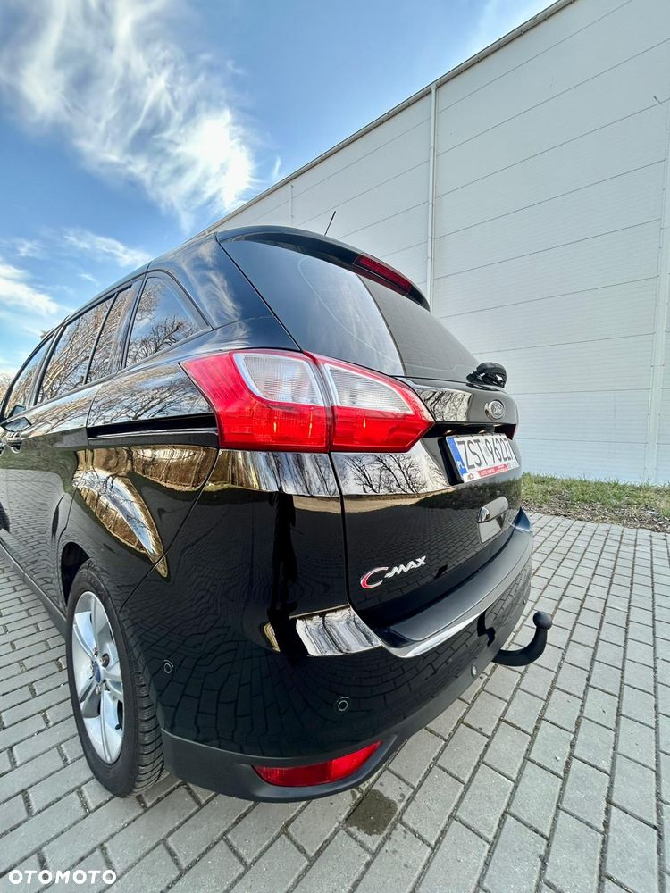 Ford Grand C-MAX - 14