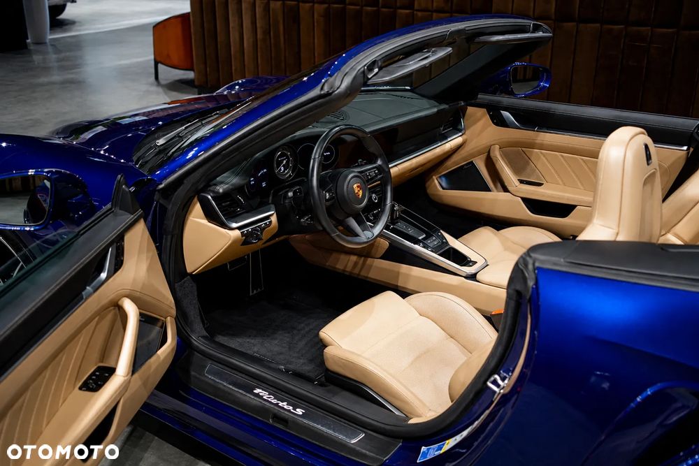 Porsche 911 Turbo S - 7