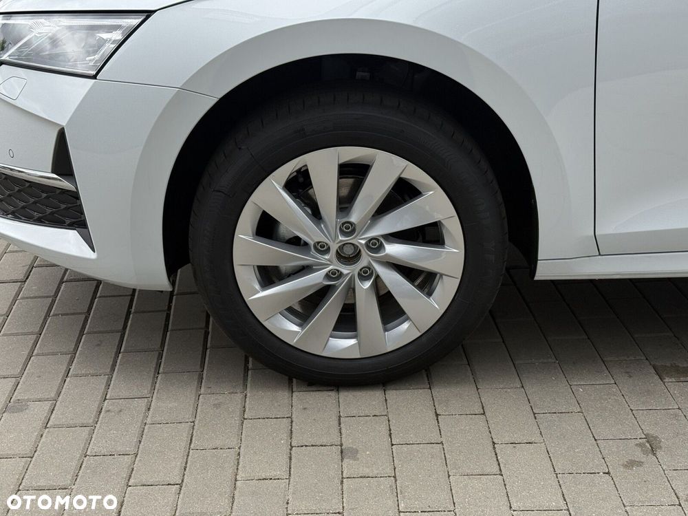 Skoda Octavia 1.5 TSI mHEV Drive Selection DSG - 38