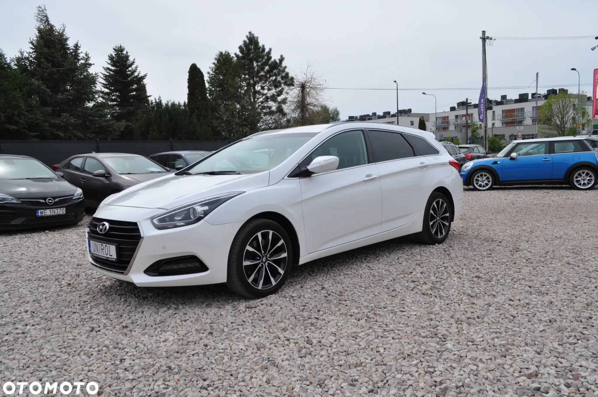 Hyundai i40 1.7 CRDi Premium DCT - 1