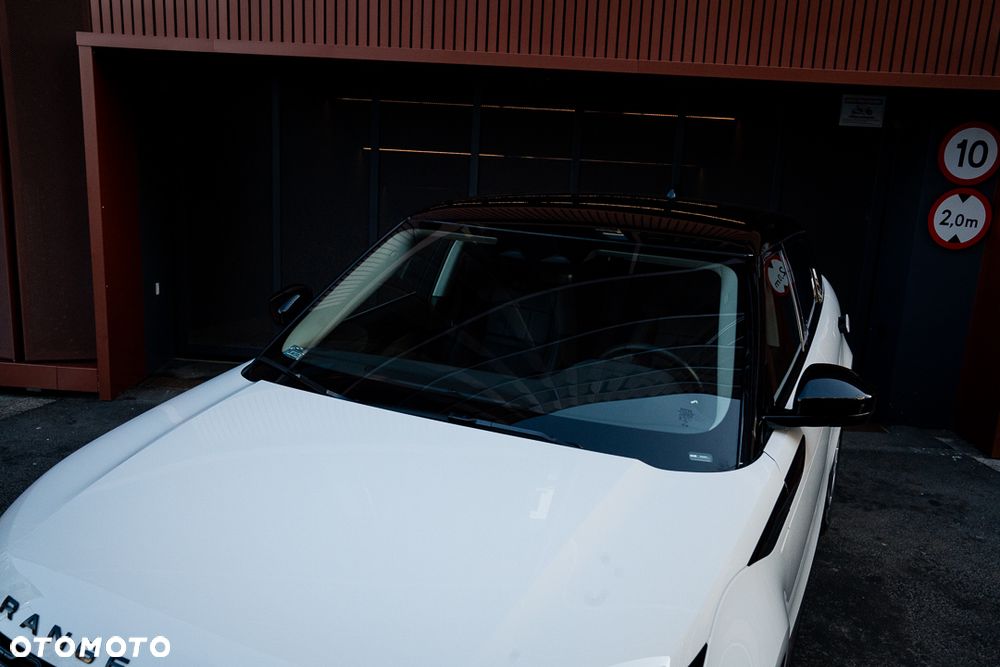 Land Rover Range Rover Evoque 2.0 D200 mHEV R-Dynamic - 8