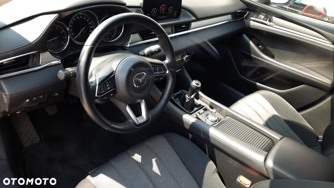 Mazda 6 - 8