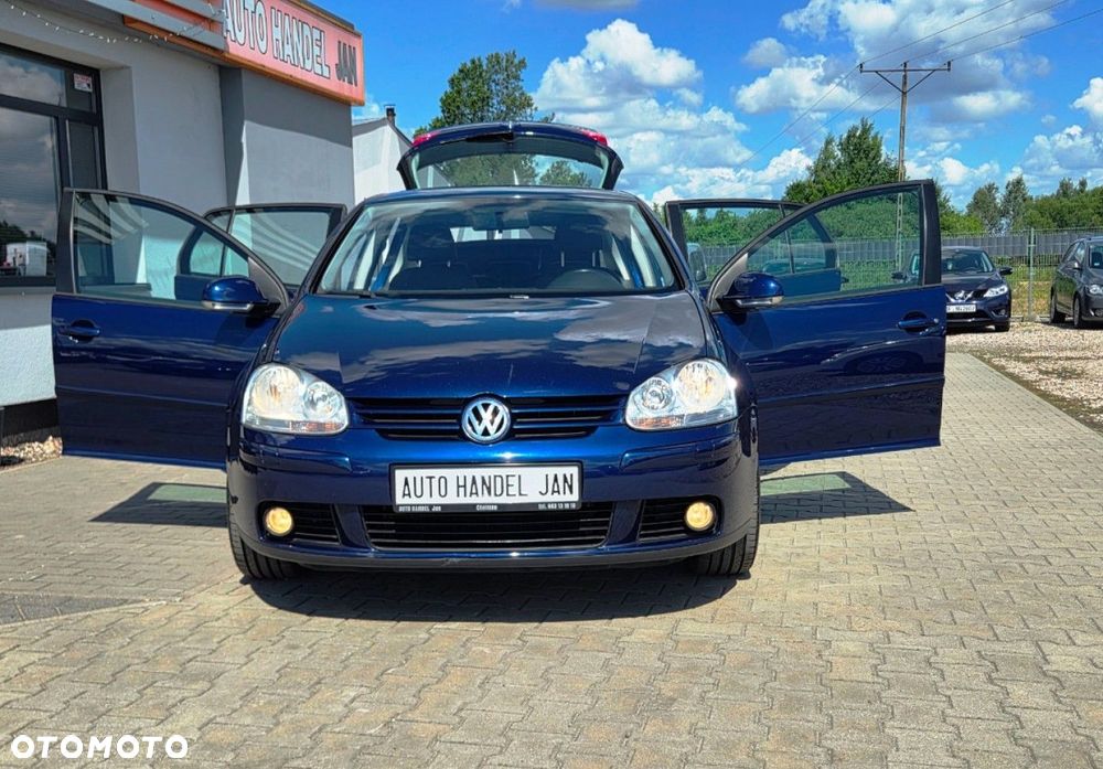 Volkswagen Golf - 26