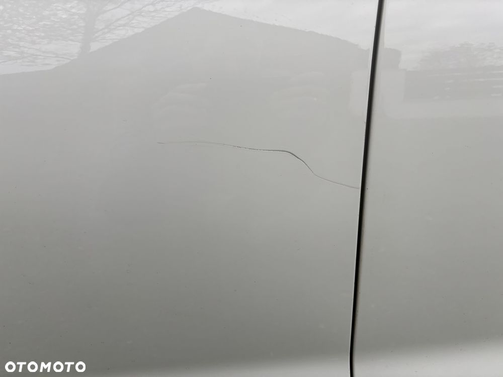 BMW Seria 5 520d Sport Line - 16