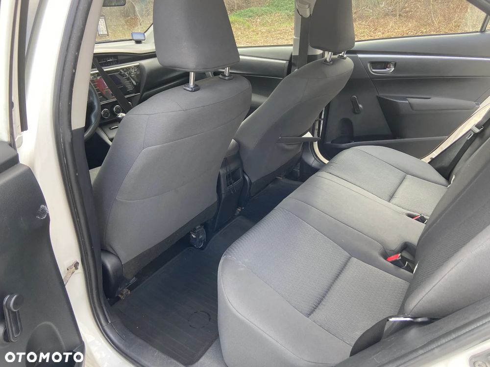 Toyota Corolla 1.6 Active - 9