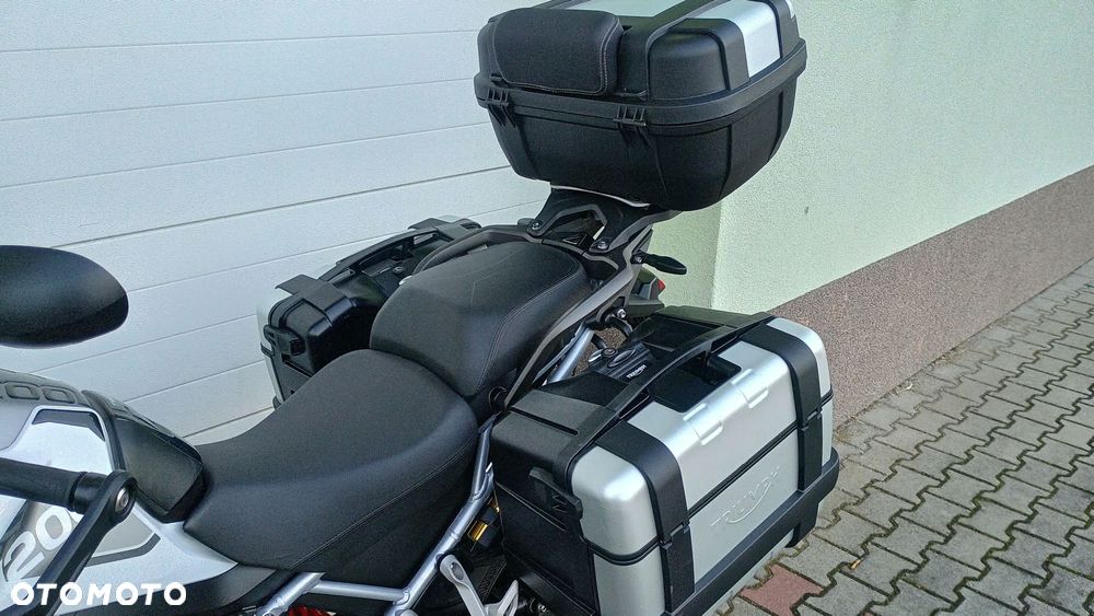Triumph Tiger - 16