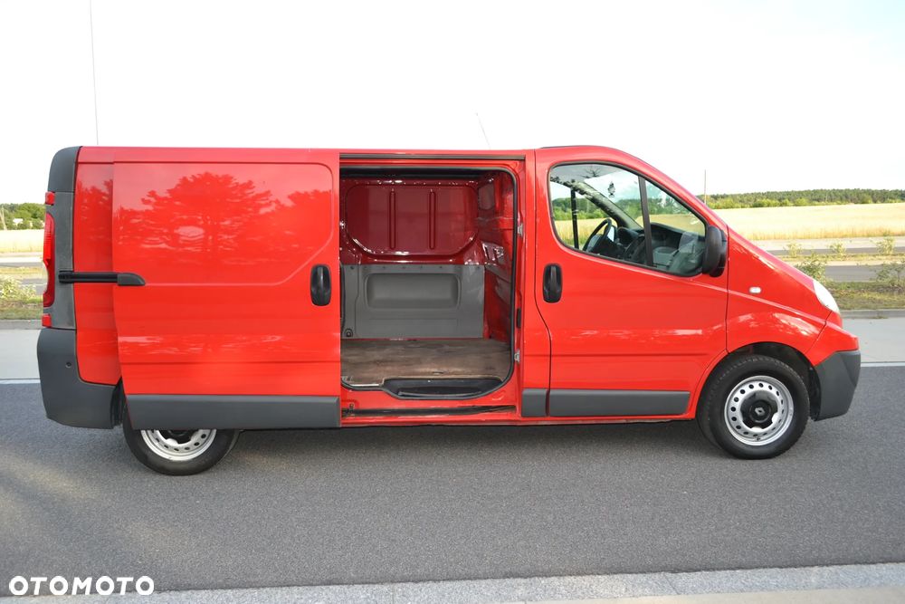 Opel Vivaro - 23