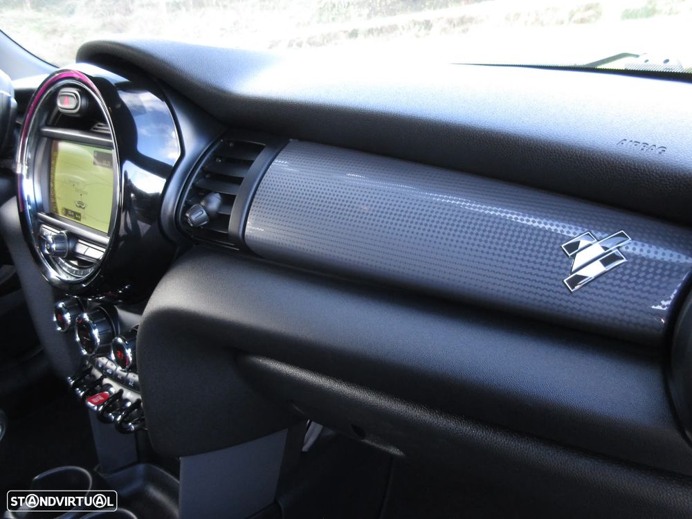 MINI 3 Portas Cooper D Auto - 37