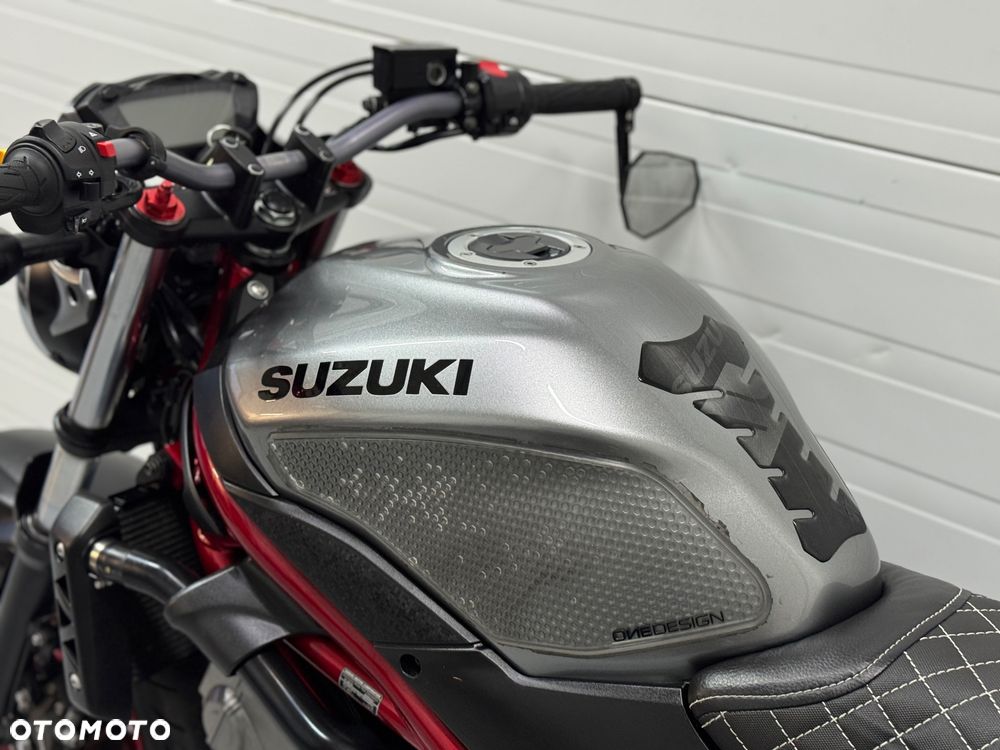 Suzuki SV - 22