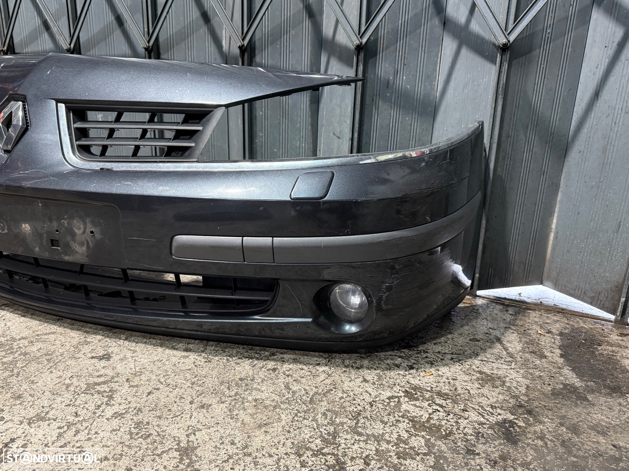 Para choques da frente Renault Laguna 2 de 2006 - 2