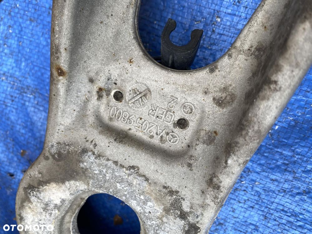 MERCEDES E W213 63AMG ZWROTNICA LEWY TYŁ KOMPLETNE WAHACZ PIASTA - 4