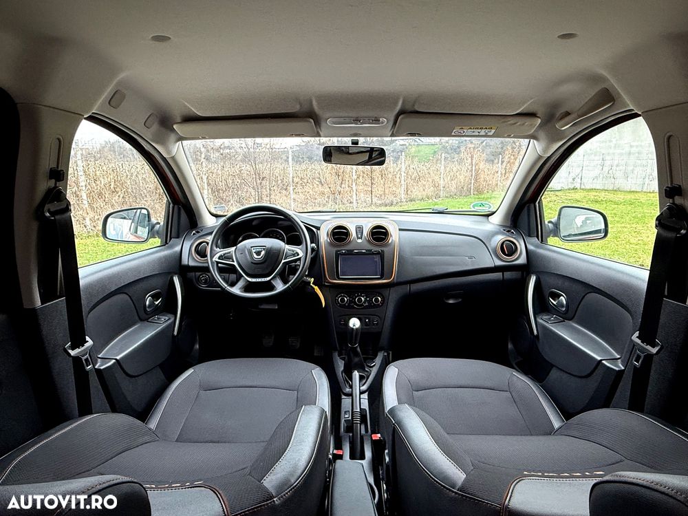 Dacia Sandero TCe 90 Celebration - 8