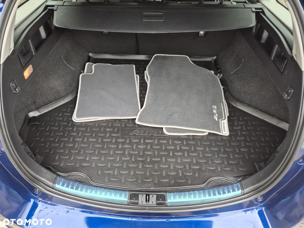 Toyota Auris - 14