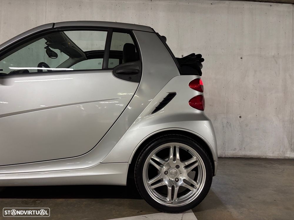 Smart Fortwo Cabrio 1.0 T Brabus Xclusive - 17