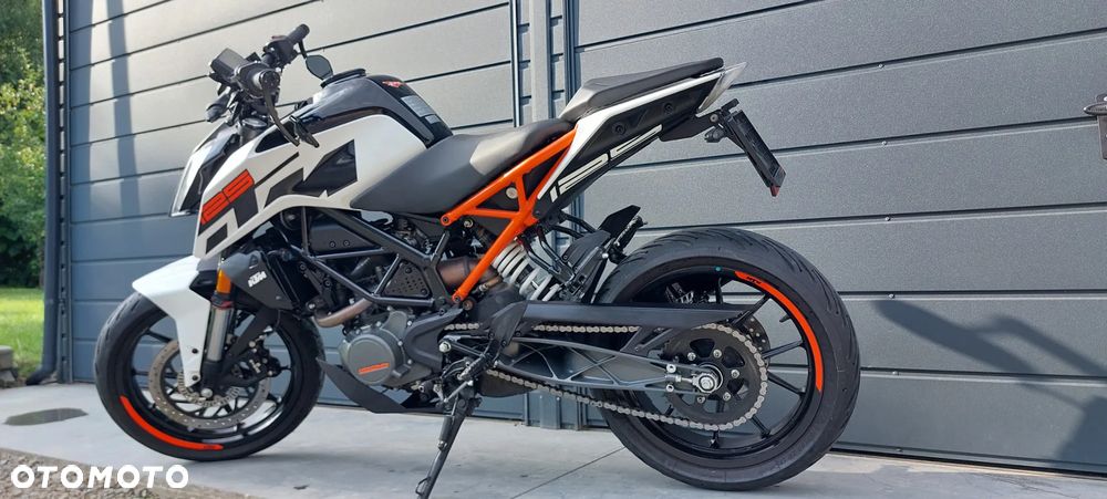 KTM Duke 125 - 10