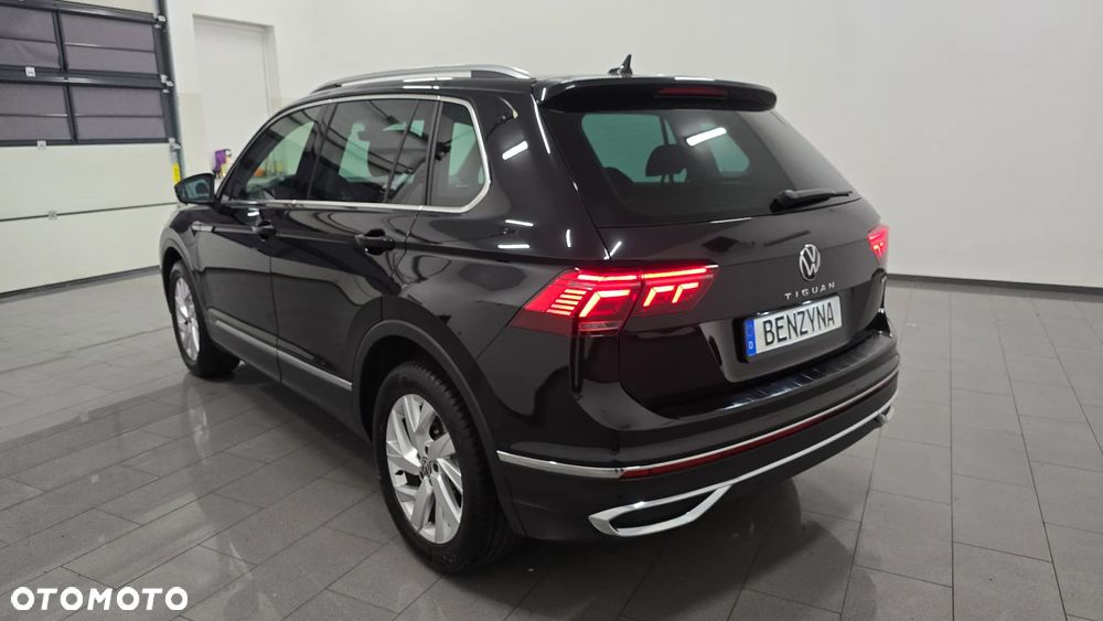 Volkswagen Tiguan 2.0 TSI 4Mot Elegance DSG - 4