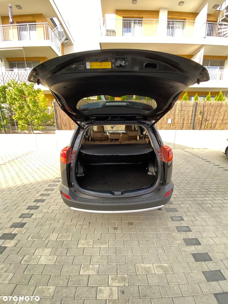 Toyota RAV4 - 7