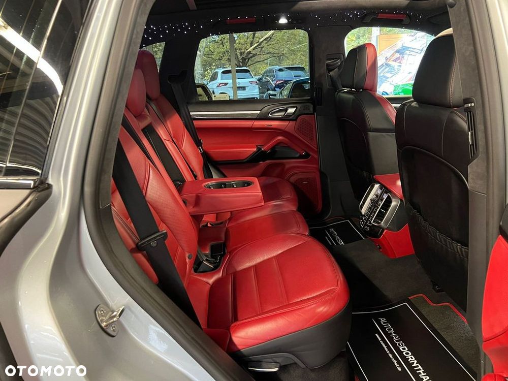 Porsche Cayenne S Diesel - 14