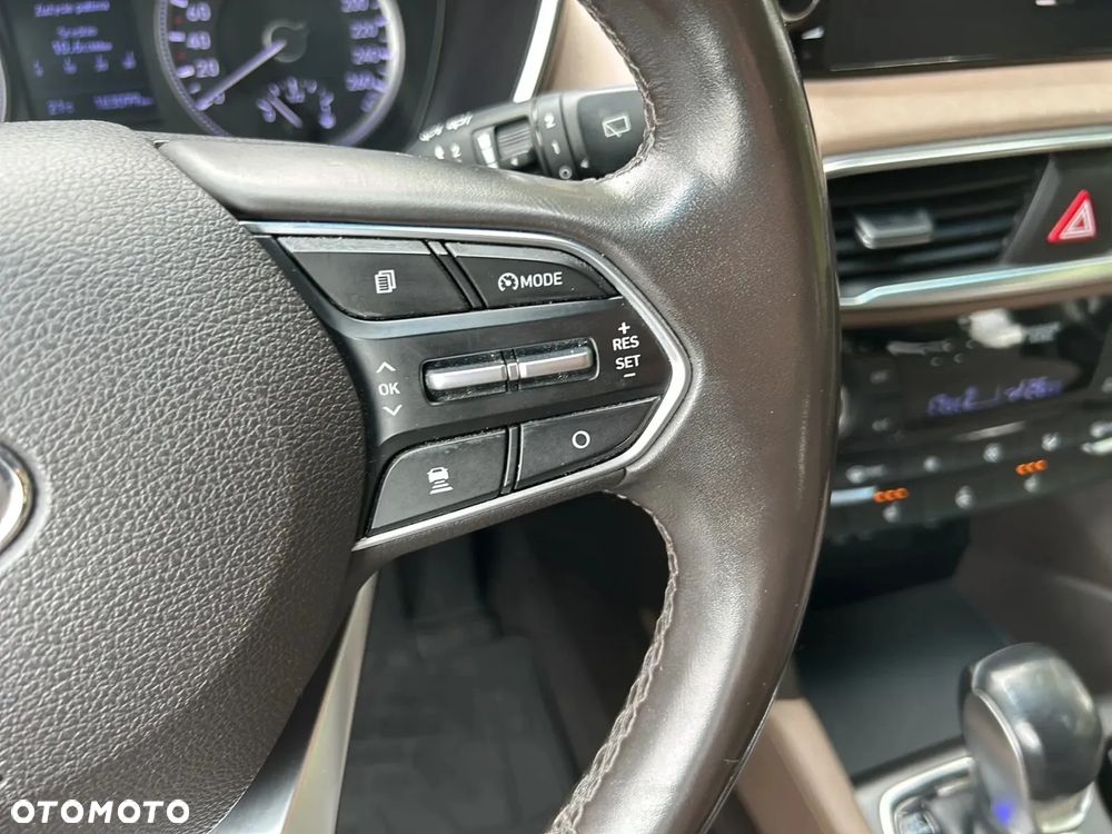 Hyundai Santa Fe 2.0 CRDi Executive 4WD 7os - 23