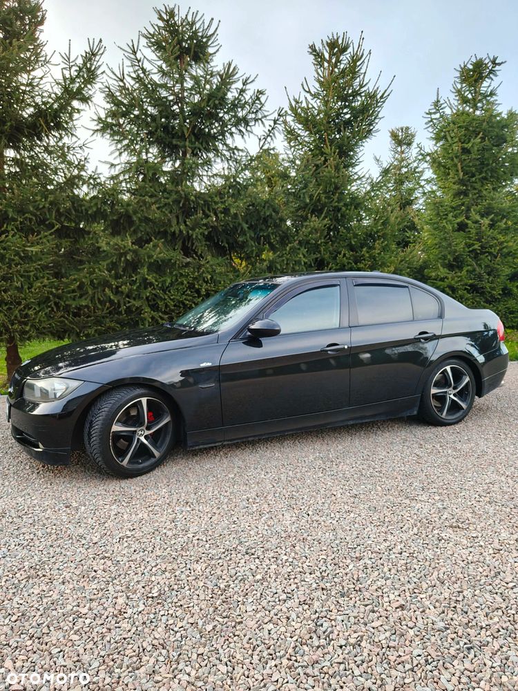 BMW Seria 3 320i - 16