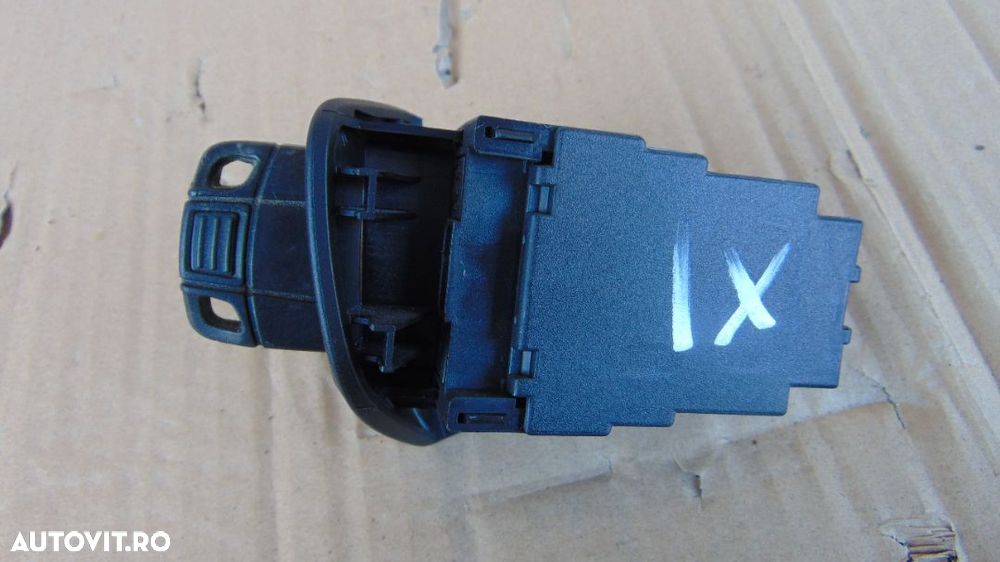 Contact cu cheie BMW x1 e84 2009-2015 dezmembrez bmw x1 e84 - 1