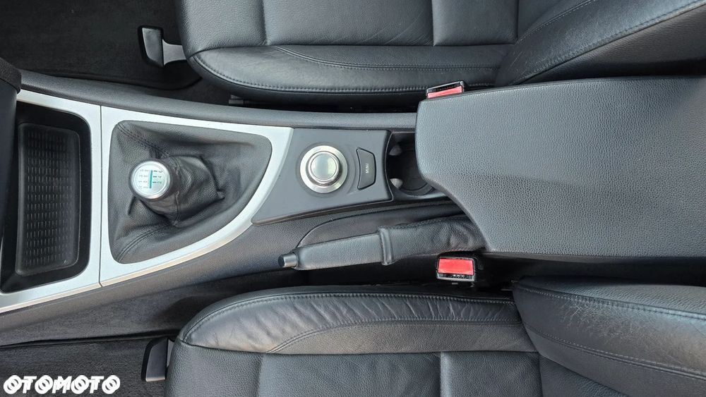 BMW Seria 1 120d DPF Edition Sport - 20